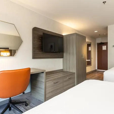 Holiday Inn Express Bellingham By Ihg Exterior photo