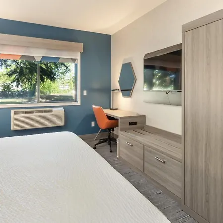 Holiday Inn Express Bellingham By Ihg Exterior photo