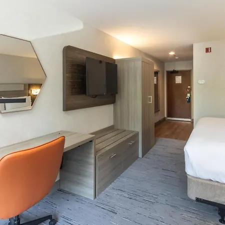 Holiday Inn Express Bellingham By Ihg Exterior photo